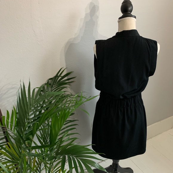 EXPRESS | Simple & Classy Black Dress - Picture 6 of 8